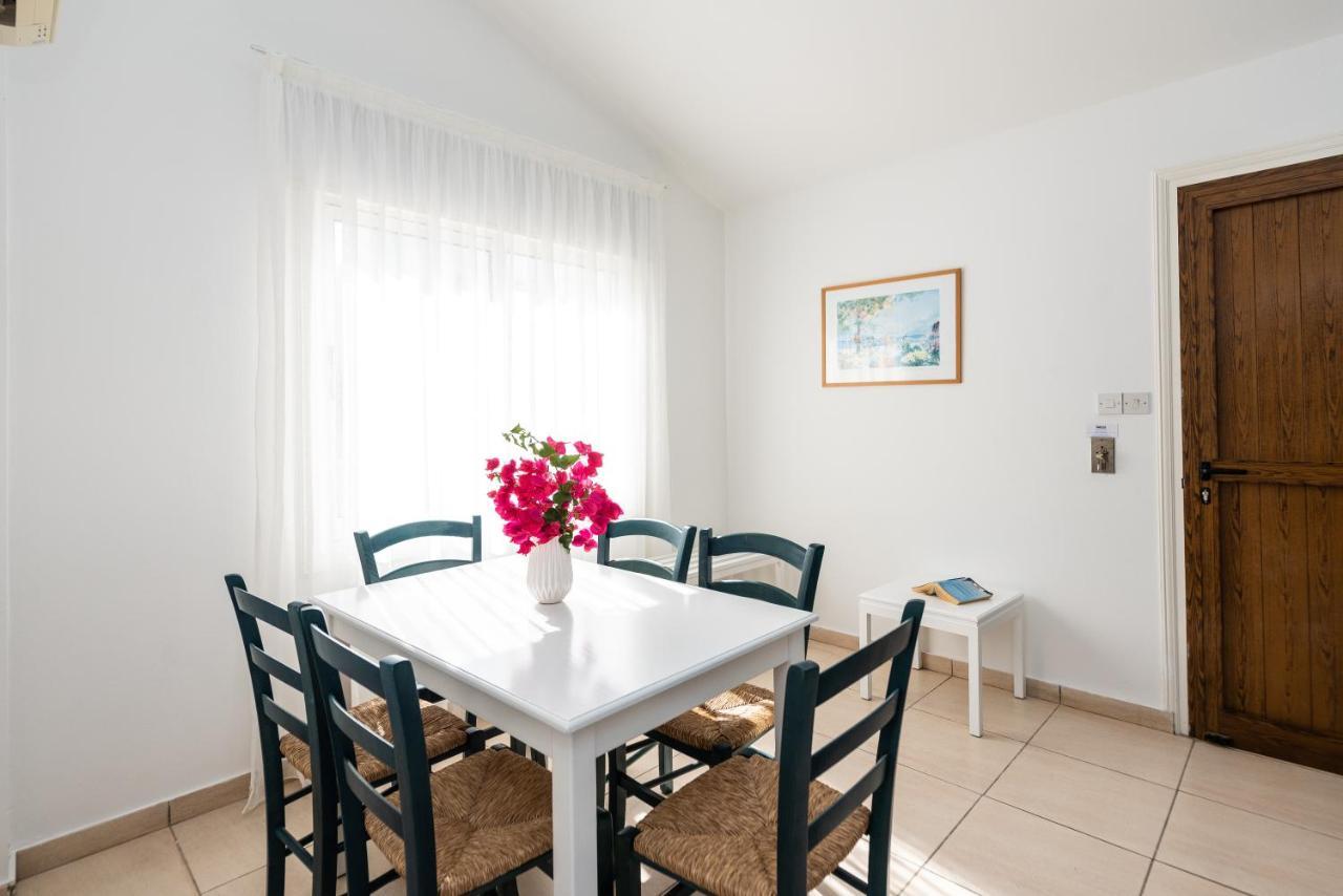 פאראלימני Fig Tree Z Holiday Resort מראה חיצוני תמונה