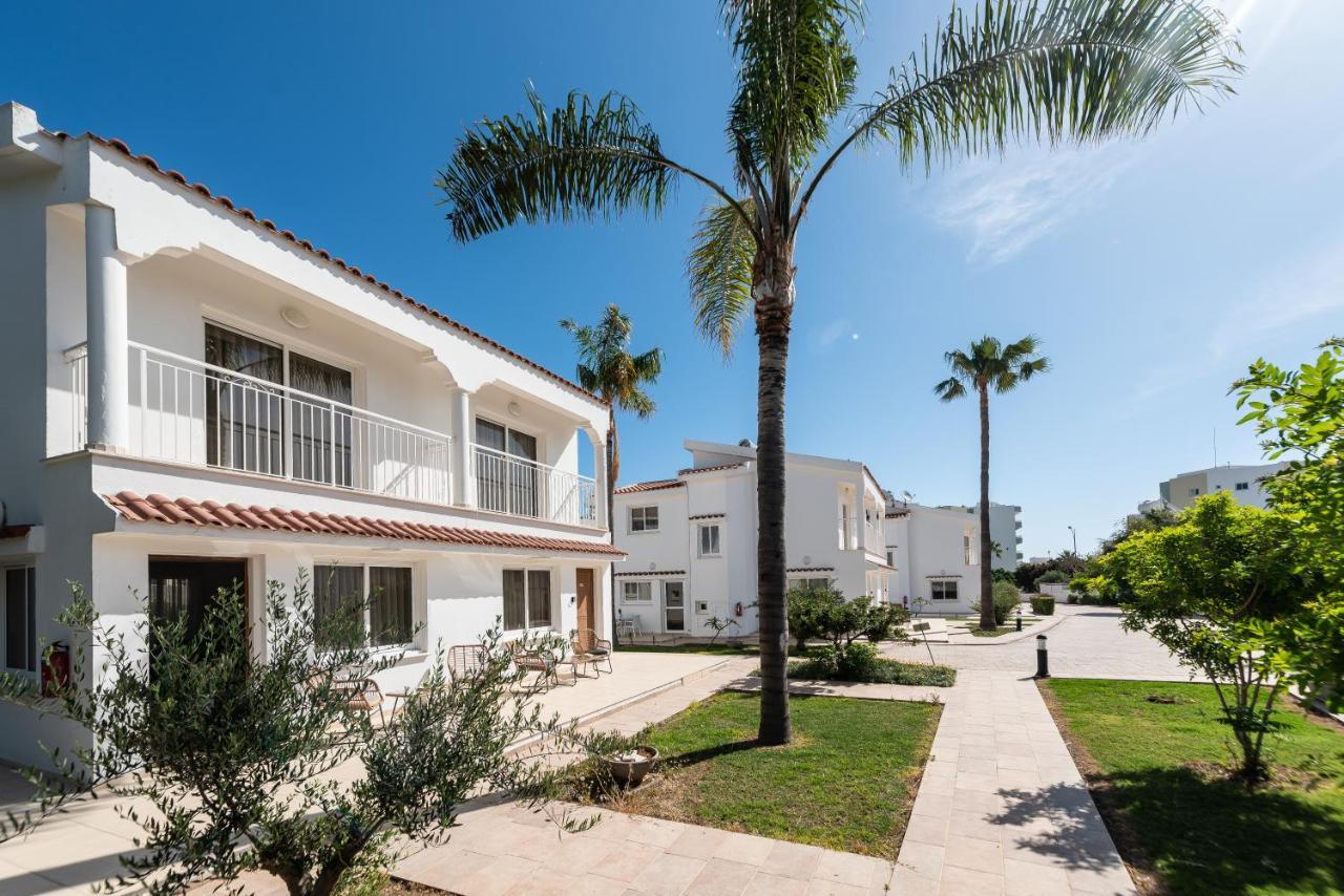 פאראלימני Fig Tree Z Holiday Resort מראה חיצוני תמונה