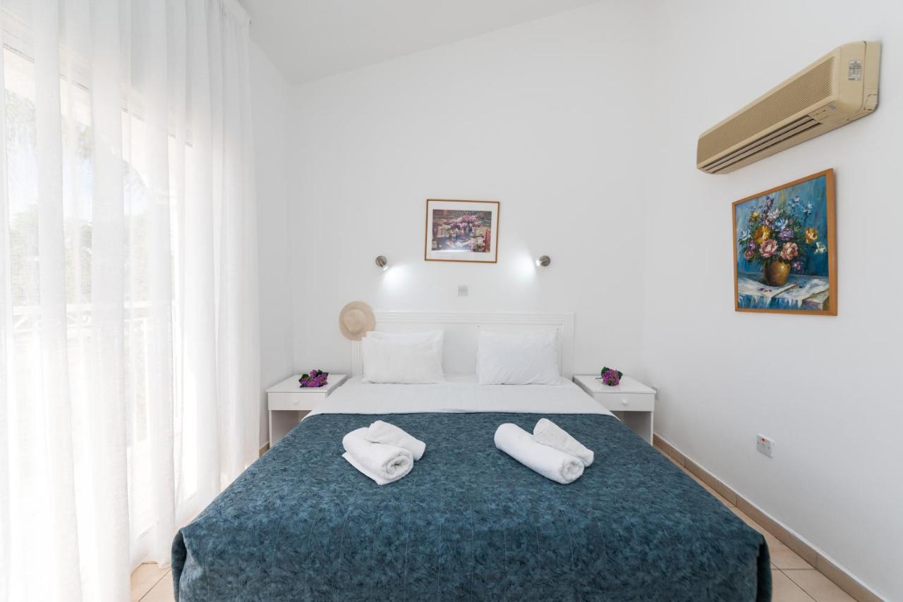 פאראלימני Fig Tree Z Holiday Resort מראה חיצוני תמונה