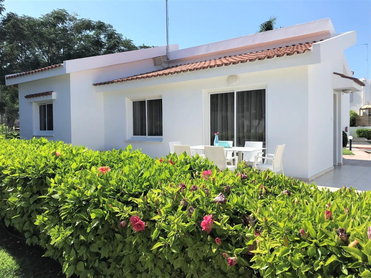 פאראלימני Fig Tree Z Holiday Resort מראה חיצוני תמונה